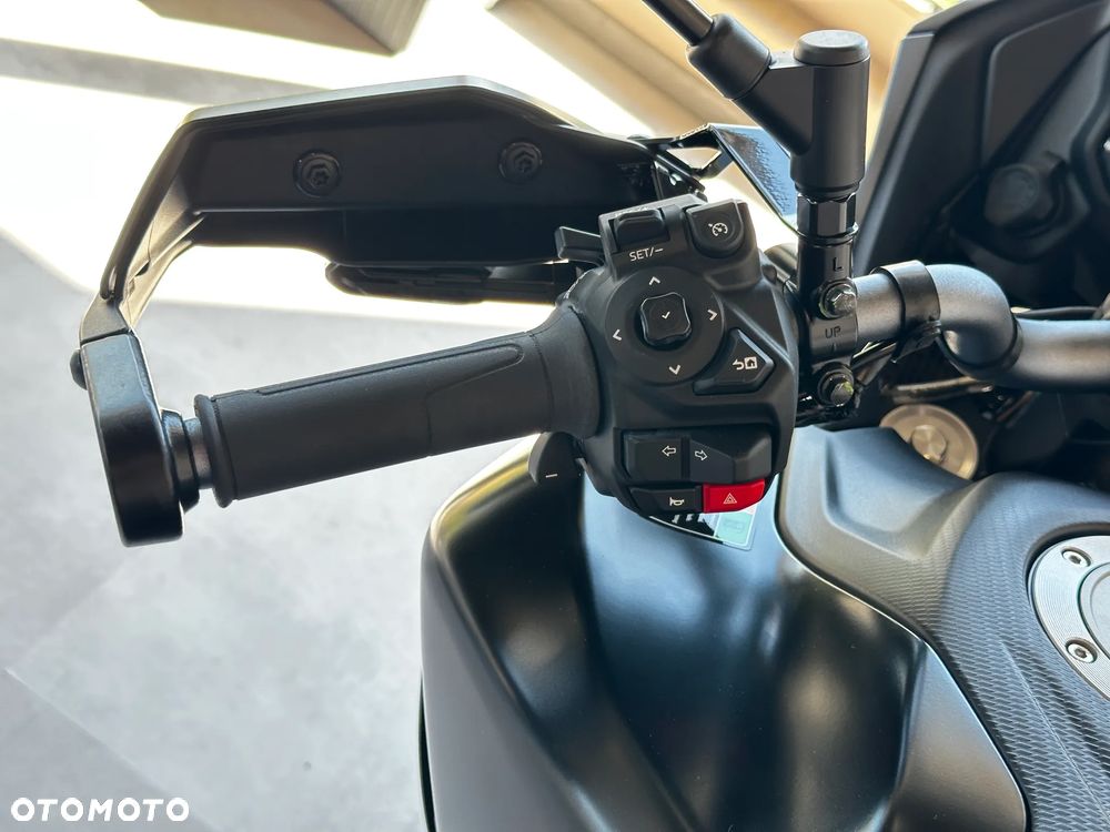 Yamaha Tracer - 12