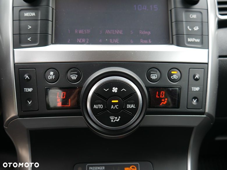 Toyota Verso 1.8 Edition - 18