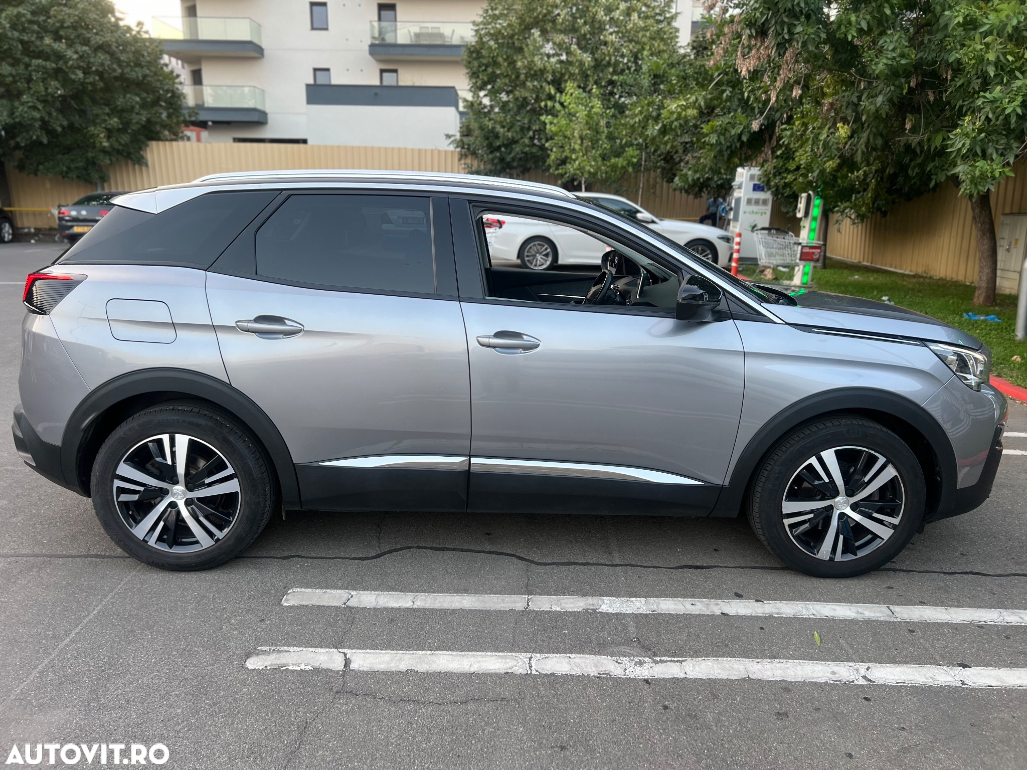 Peugeot 3008 1.2 PureTech 130 BVM6 Allure Pack - 12