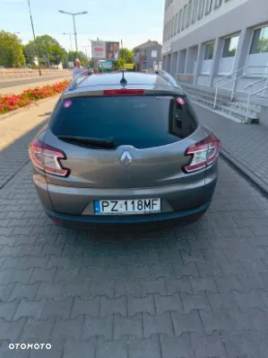 Renault Megane 1.9 dCi FAP Grandtour Avantage - 4