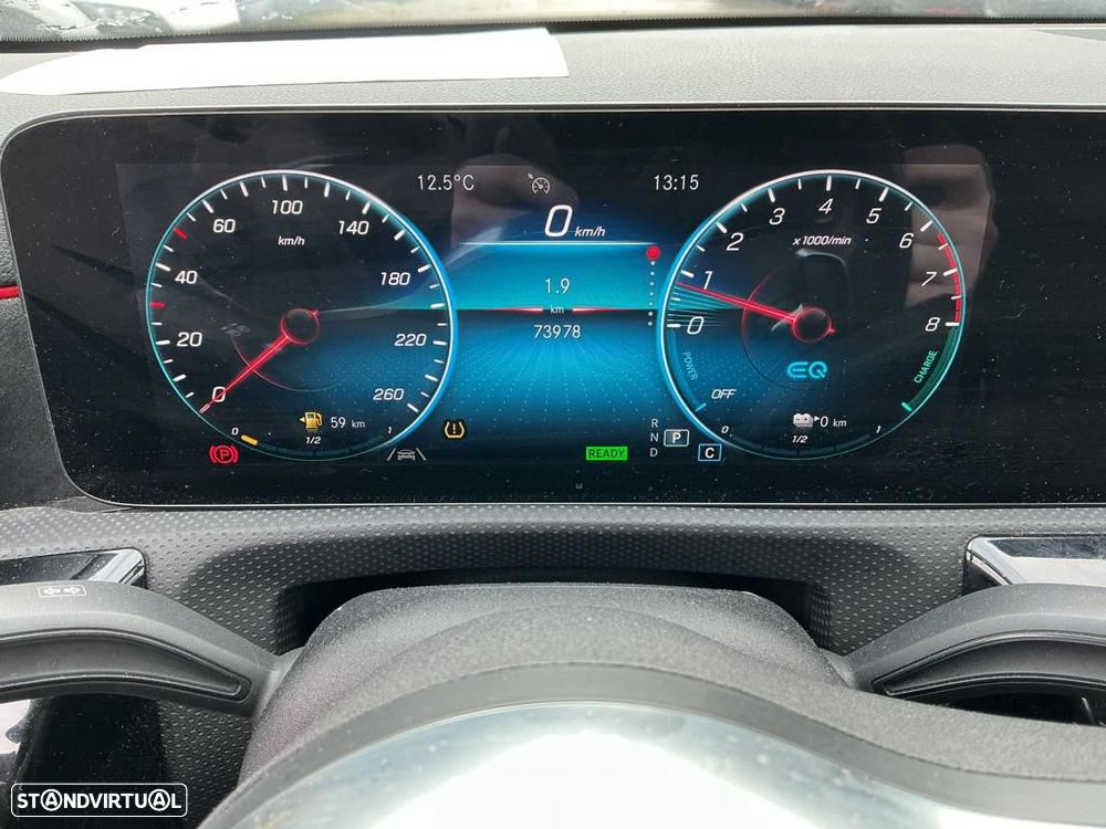 Mercedes-Benz A 250 e AMG Line - 5