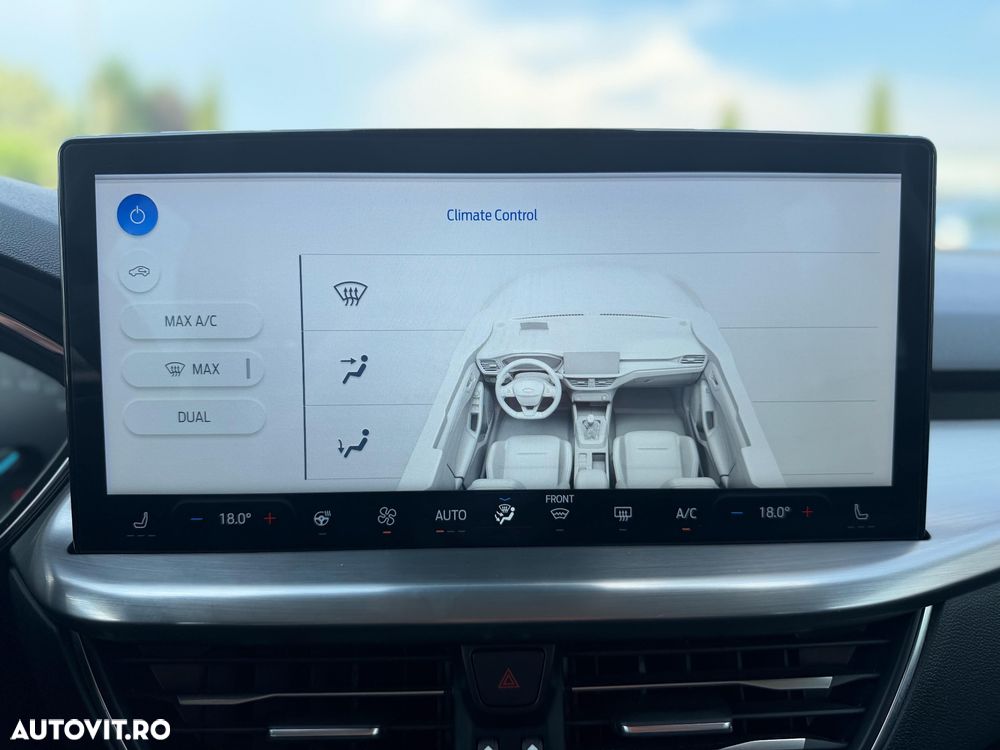 FORD Focus 2022 — imagine 18