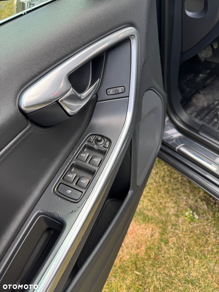 Volvo S60 T5 Geartronic - 18