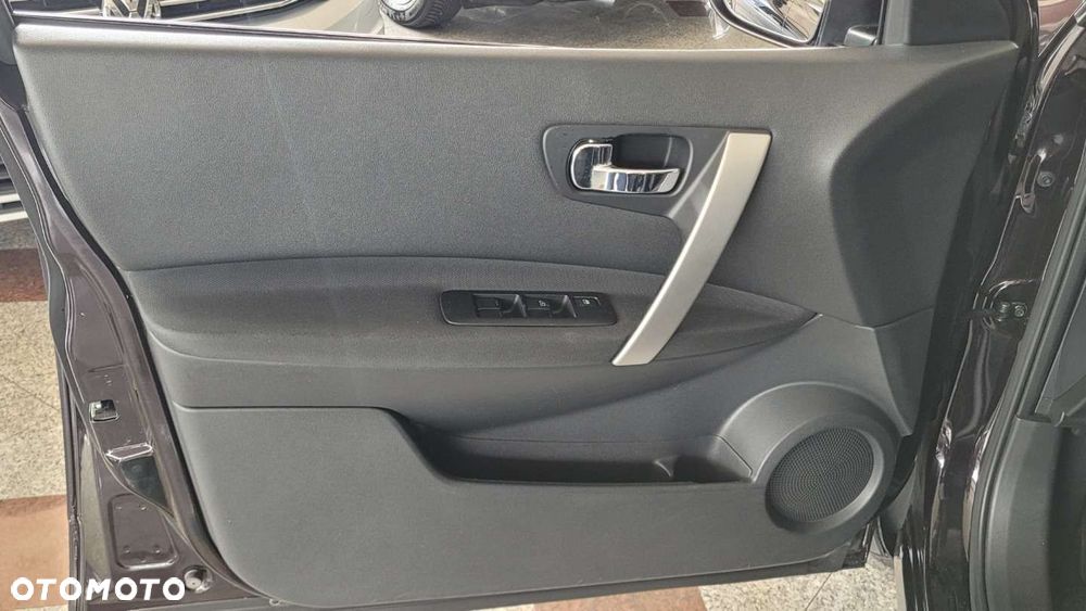 Nissan Qashqai - 11
