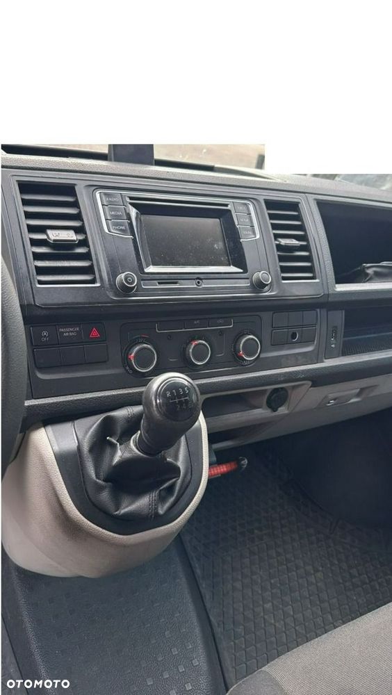 Volkswagen Transporter 2.0 TDI manual furgon serwisówka Sprowadzony - 8