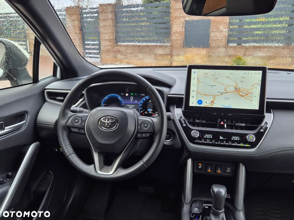 Toyota Corolla Cross - 22