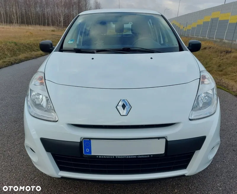 Renault Clio 1.2 16V 75 Yahoo - 24