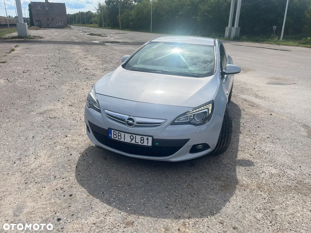 Opel Astra - 2