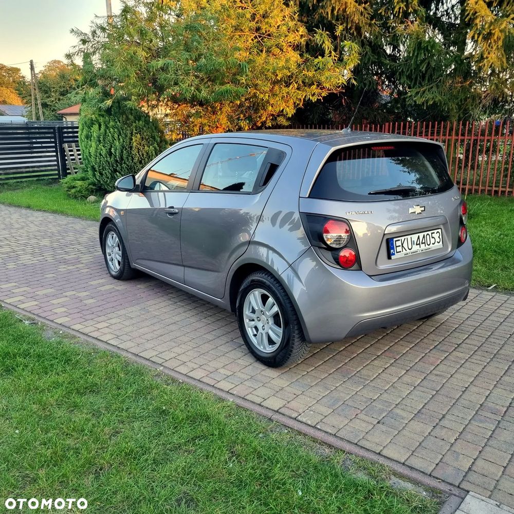 Chevrolet Aveo 1.4 16V LT - 3