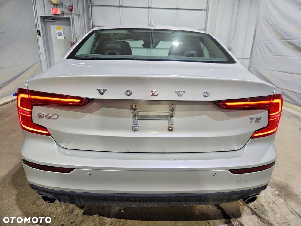 Volvo S60 T5 Geartronic Momentum - 5
