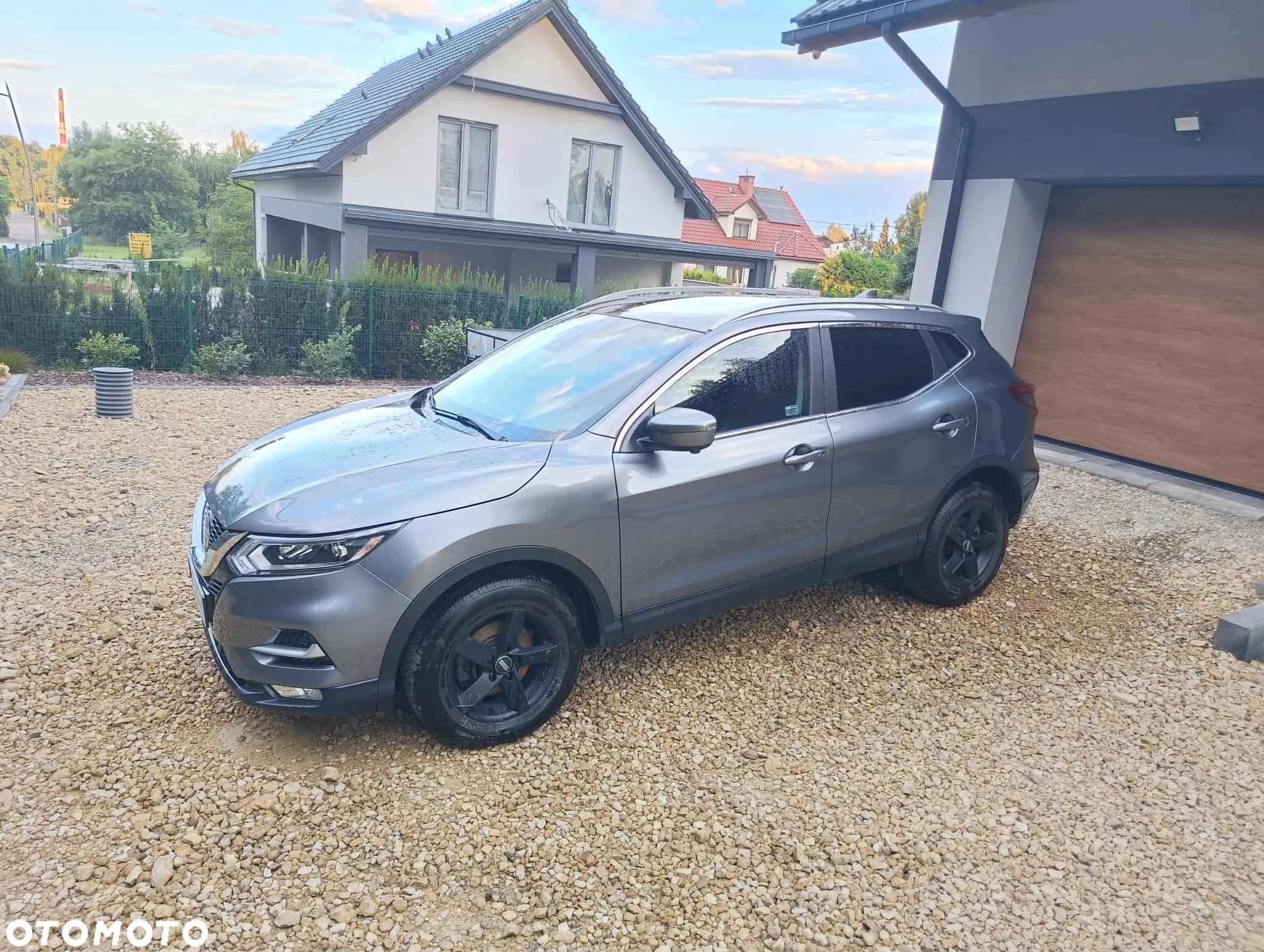Nissan Qashqai 1.3 DIG-T N-Connecta DCT - 1