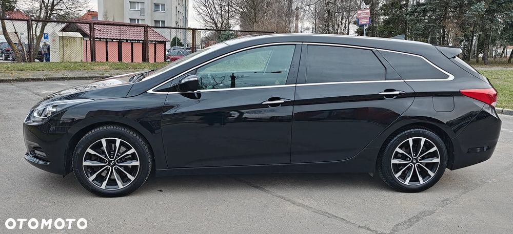 Hyundai i40 Kombi 1.7 CRDi Premium - 11