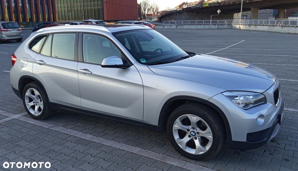 BMW X1 xDrive20d xLine - 6