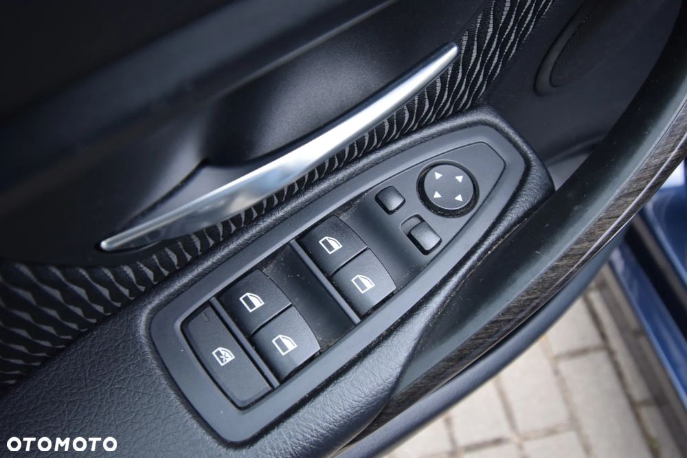 BMW Seria 3 - 28