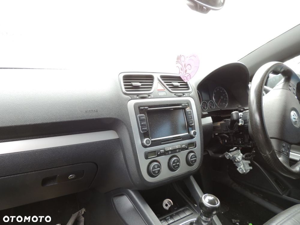 Radio samochodowe Volkswagen Scirocco '09 1K8 - 1