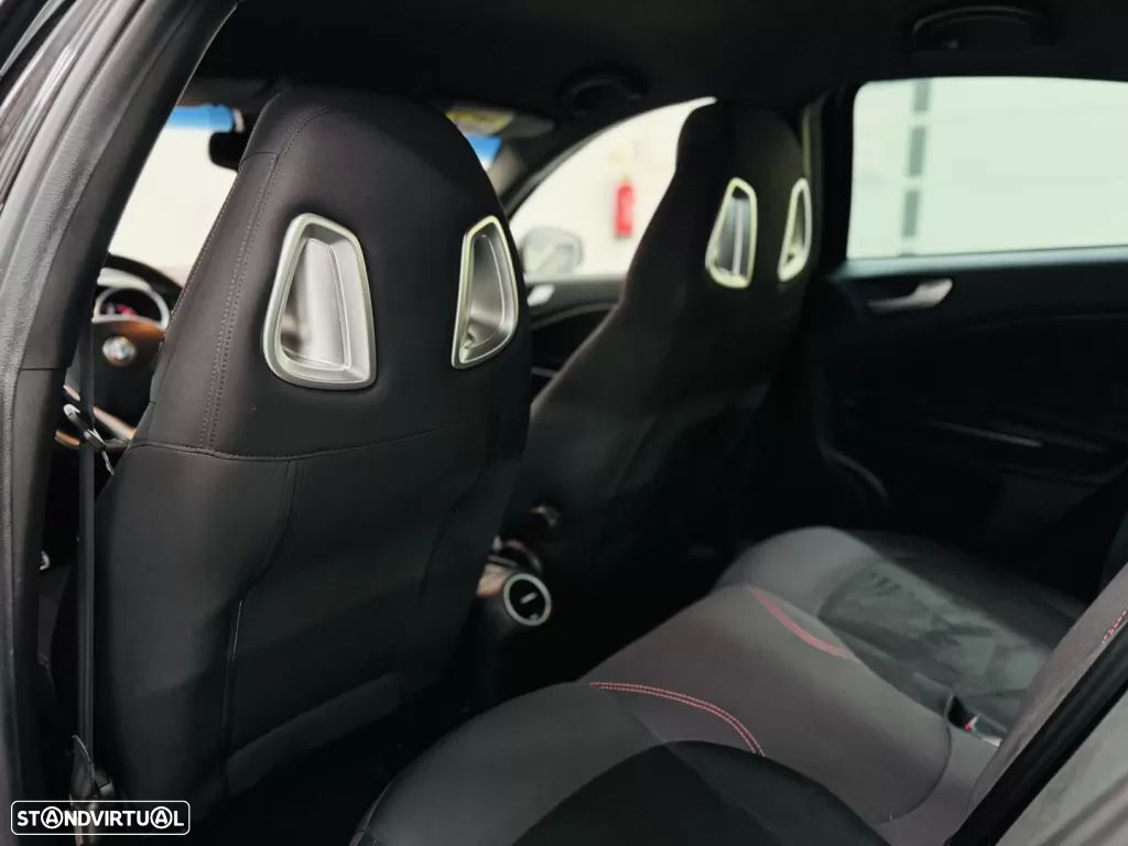 Alfa Romeo Giulietta 1.6 JTDm Sprint Speciale 57X - 45
