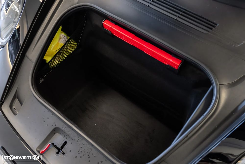 Porsche 911 (992) Carrera S - 31