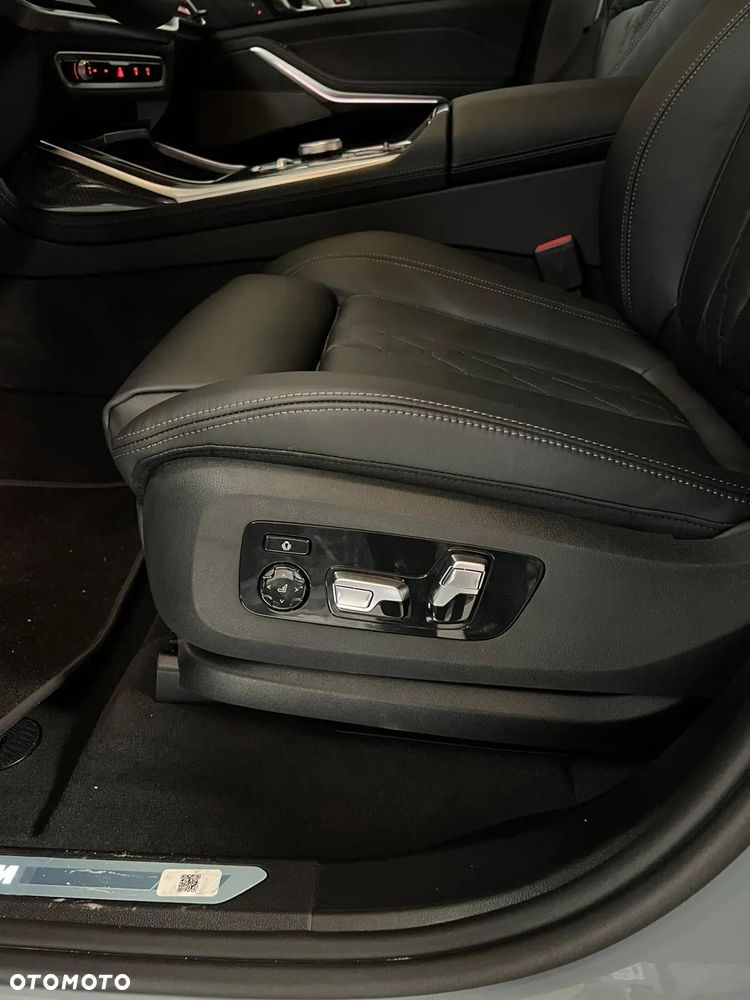 BMW X7 - 18
