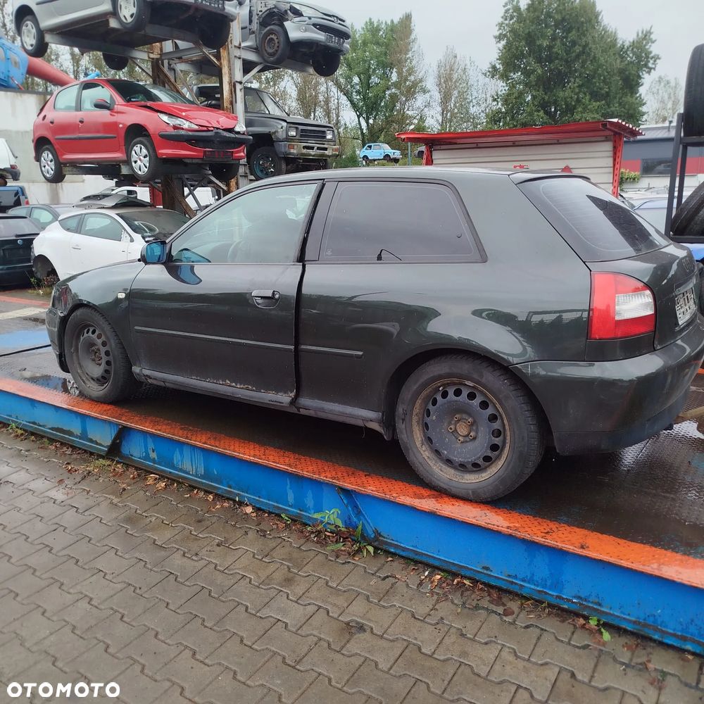 Audi A3 8L  na części . - 8