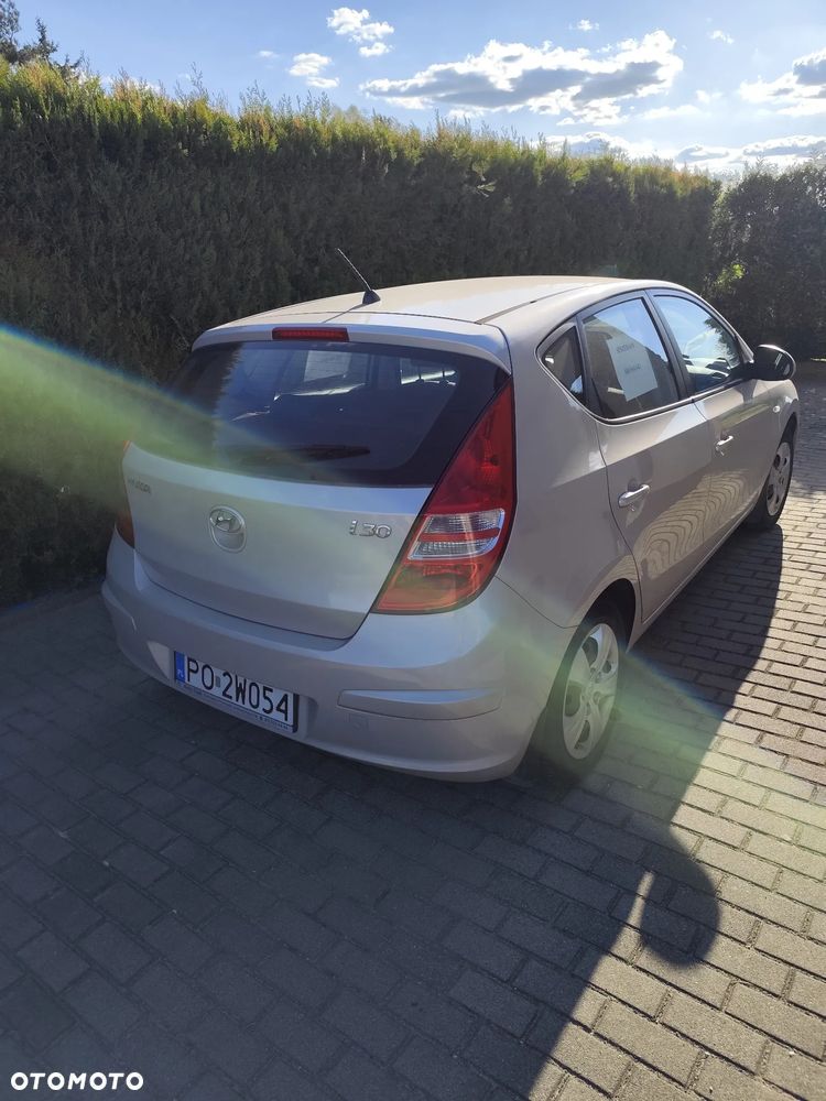 Hyundai i30 1.4 Comfort - 3