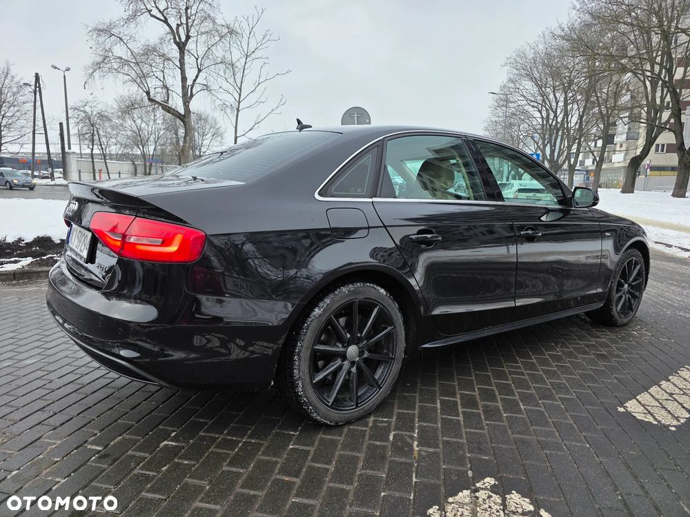 Audi A4 Limousine - 30