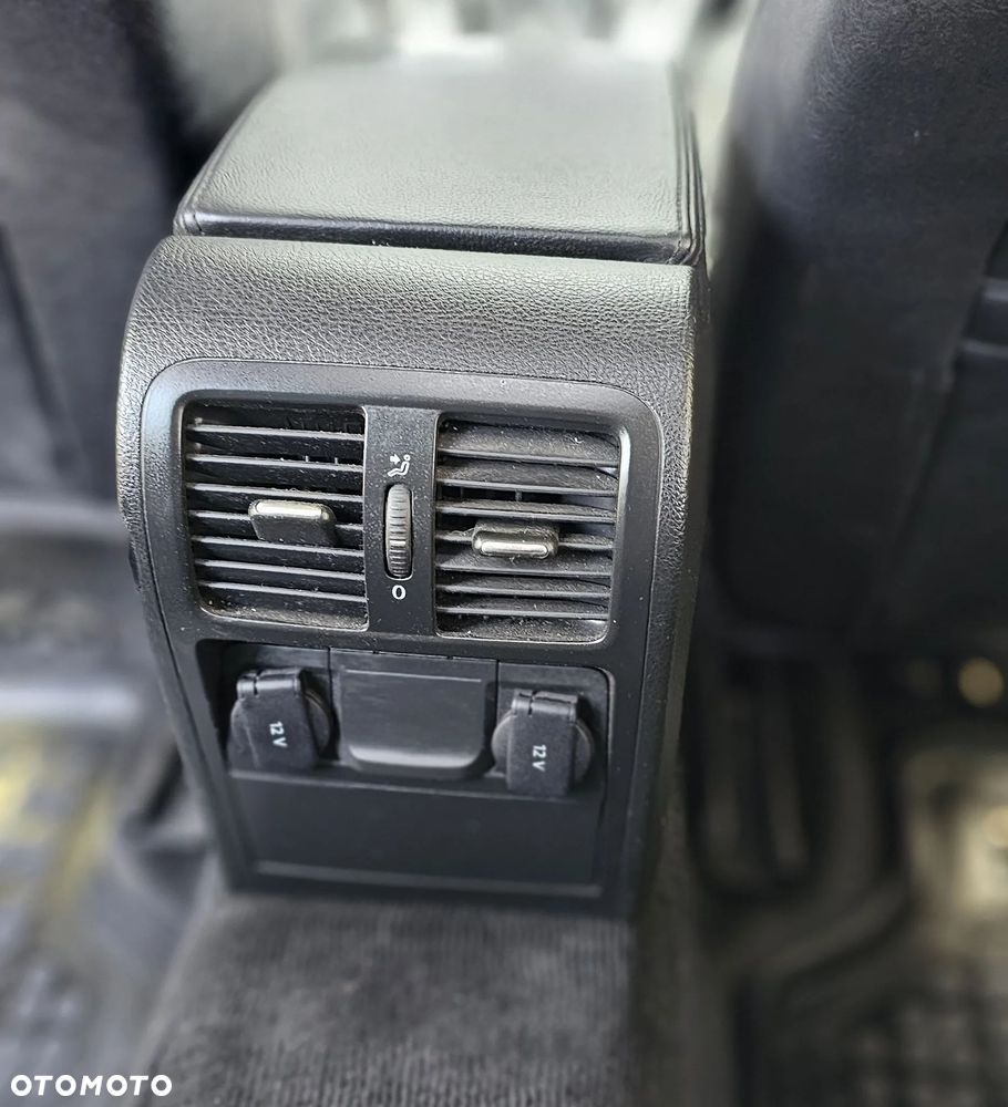 Volkswagen Passat 2.0 TDI Comfortline - 18