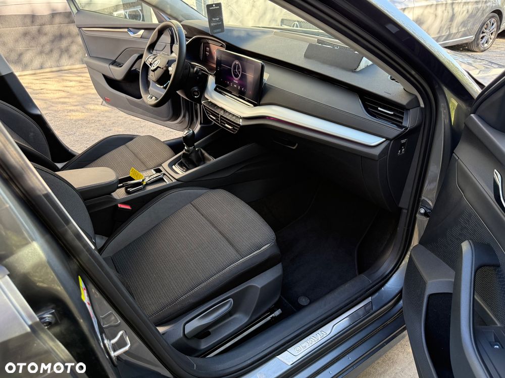 Skoda Octavia 1.5 TSI Clever - 40