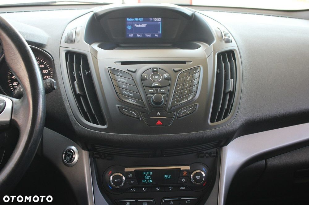 Ford Kuga 1.5 EcoBoost 2x4 Titanium - 10
