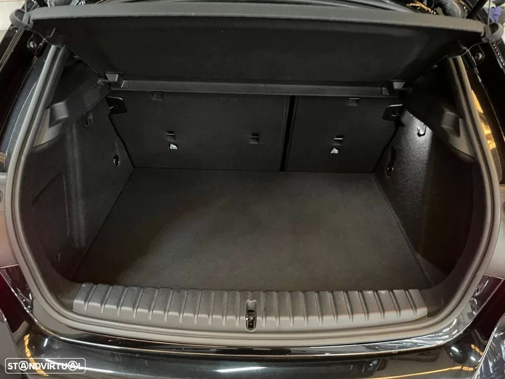 BMW 116 d Pack Desportivo M Auto - 21