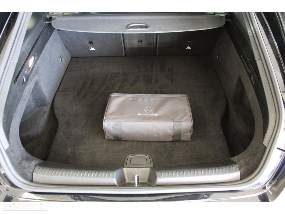 Mercedes-Benz CLA 250 e 8G-DCT Edition Progressive Line - 27