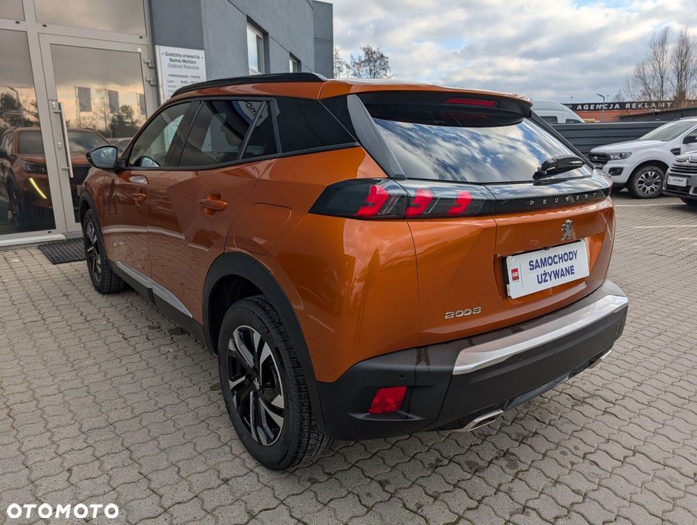 Peugeot 2008 - 9