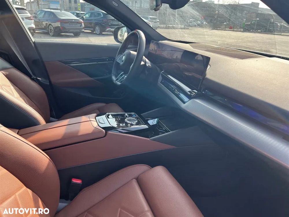 BMW i5 M60 xDrive - 9