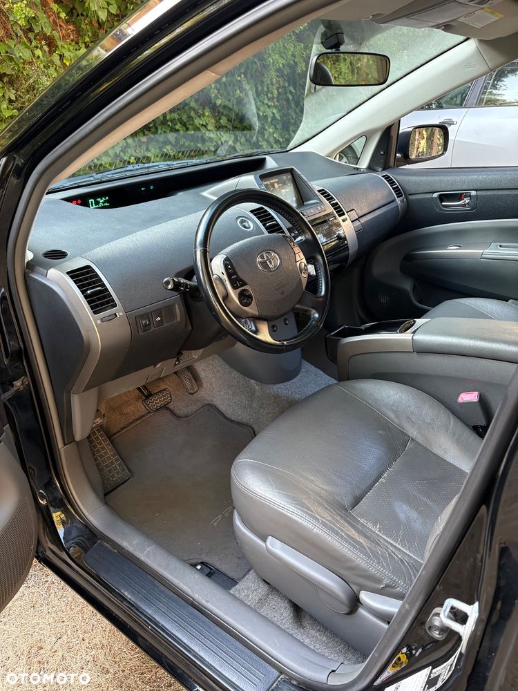 Toyota Prius 1.5 VVT-i Prestige - 6