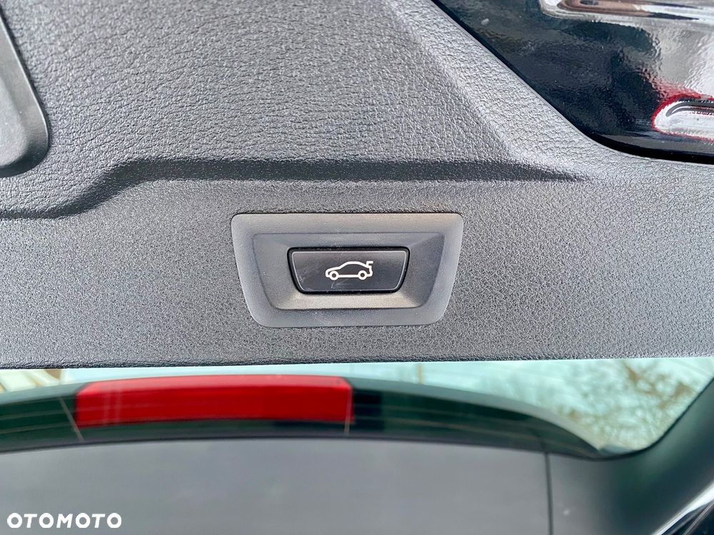 BMW X5 3.5i xDrive - 16