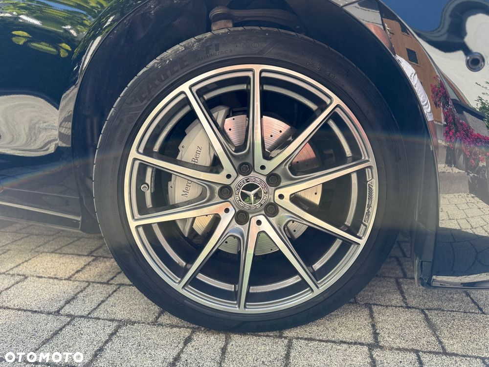Mercedes-Benz Klasa E 220 d Coupe 4-Matic 9G-TRONIC - 13
