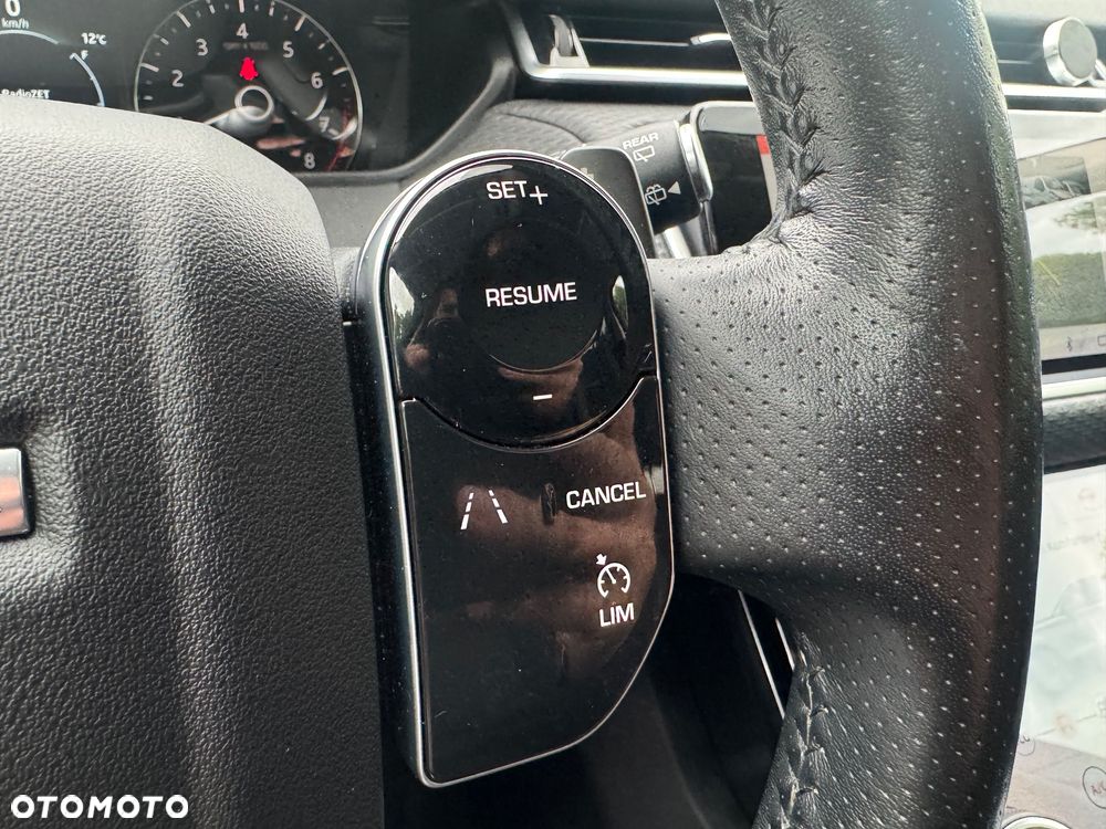 Land Rover Range Rover Velar P250 - 16