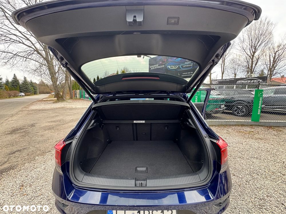 Volkswagen T-Roc - 19