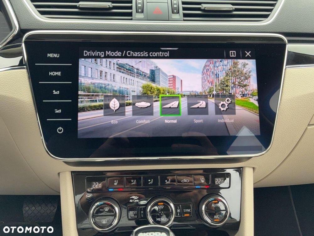 Skoda Superb 2.0 TDI SCR L&K DSG - 30