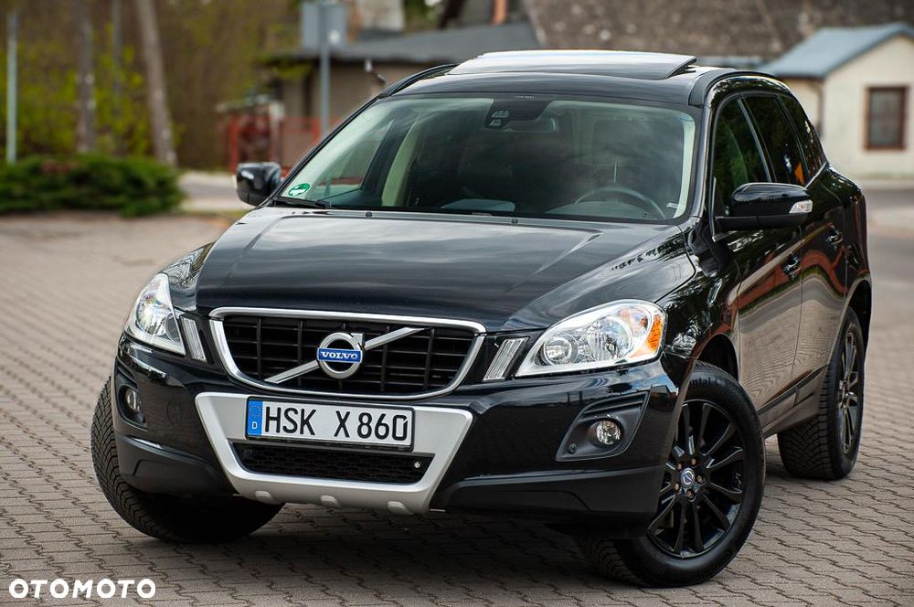 Volvo XC 60 D5 AWD Momentum - 4