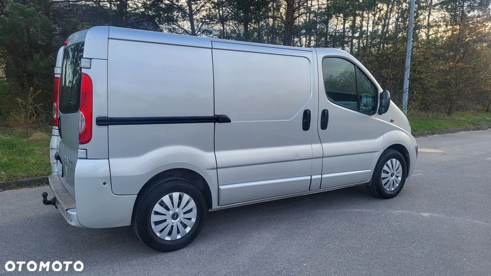 Renault Trafic - 4