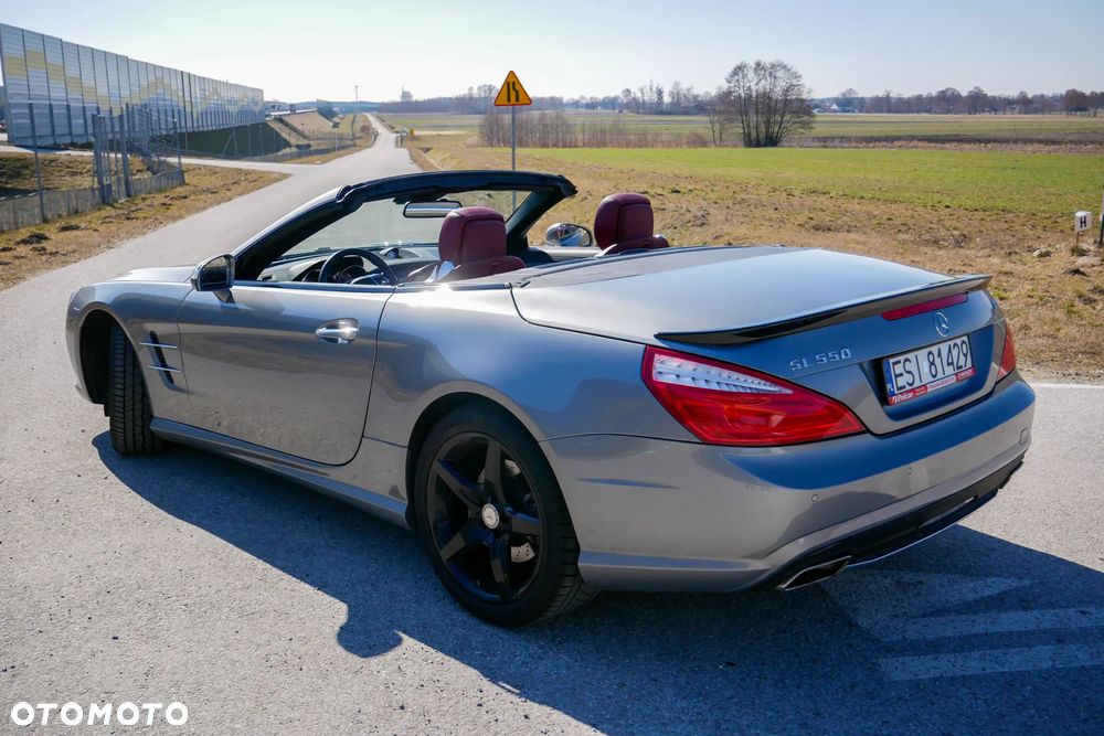Mercedes-Benz SL - 7