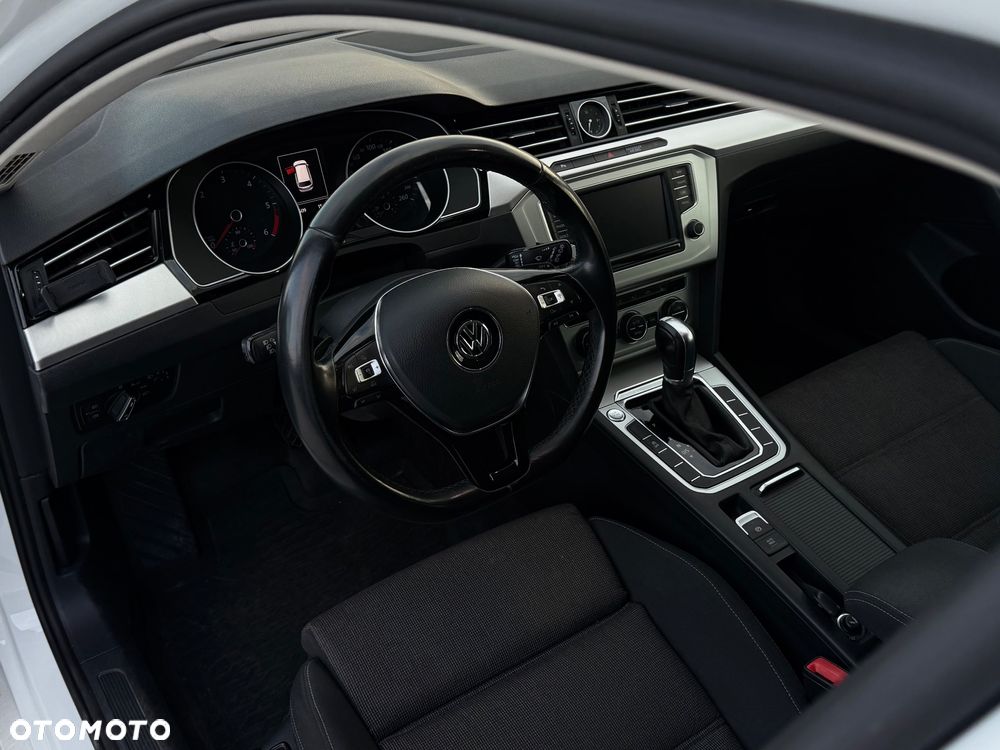 Volkswagen Passat 2.0 TDI BMT Comfortline DSG - 20