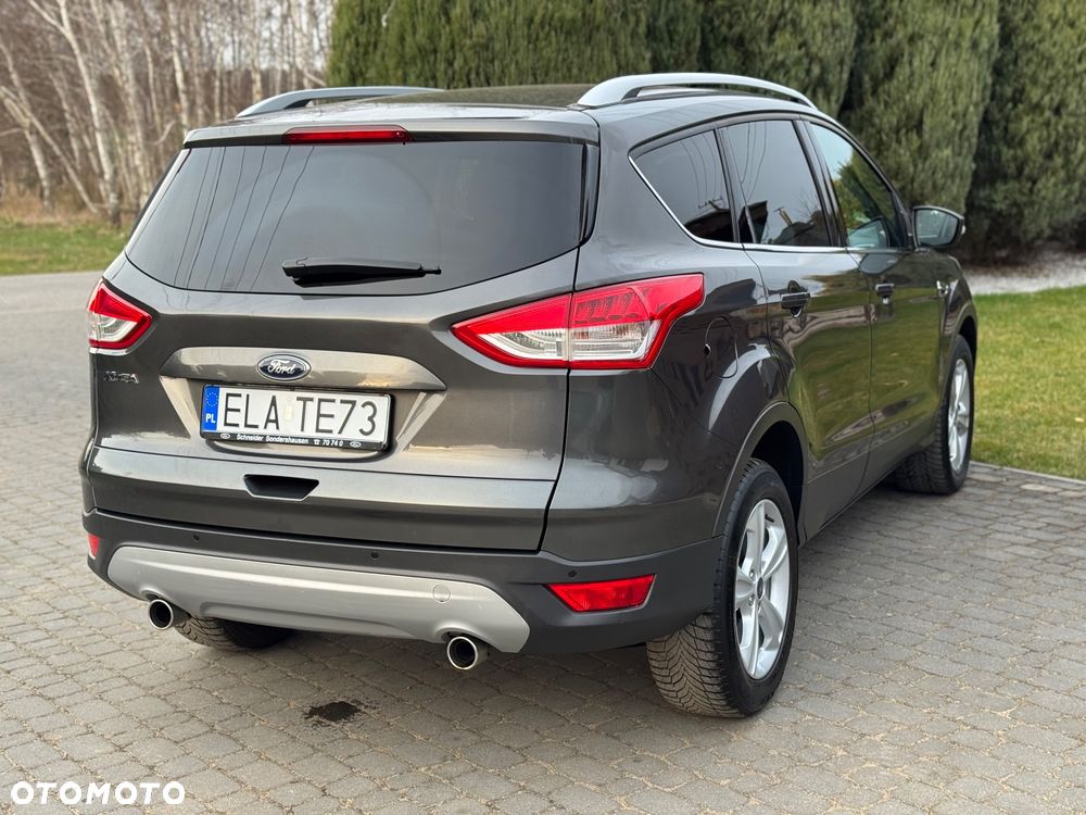 Ford Kuga - 10