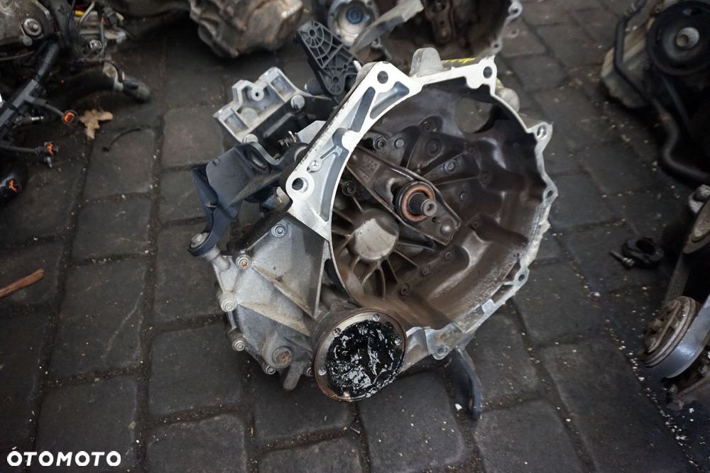SKRZYNIA BIEGÓW MANUALNA A3 8P LIFT 1.6 8V LVN AUDI 2008-2013 - 1