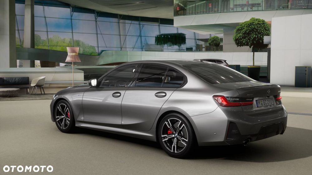 BMW Seria 3 320d xDrive mHEV M Sport sport - 4