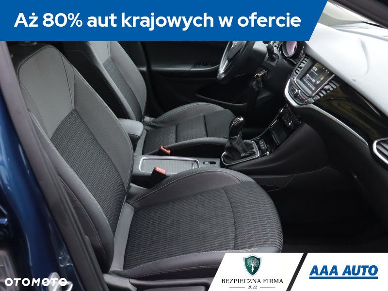 Opel Astra - 10
