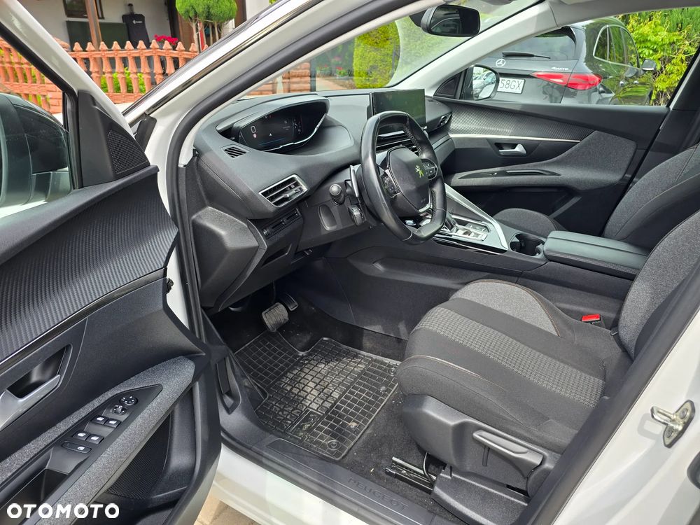 Peugeot 3008 - 8