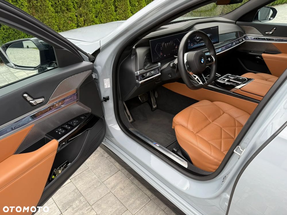 BMW Seria 7 740d xDrive sport - 8