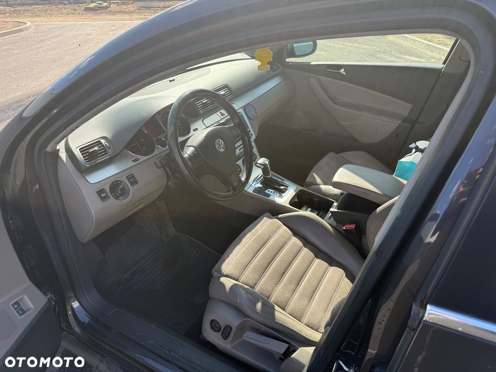 Volkswagen Passat 2.0 TDI DPF DSG Sportline - 10