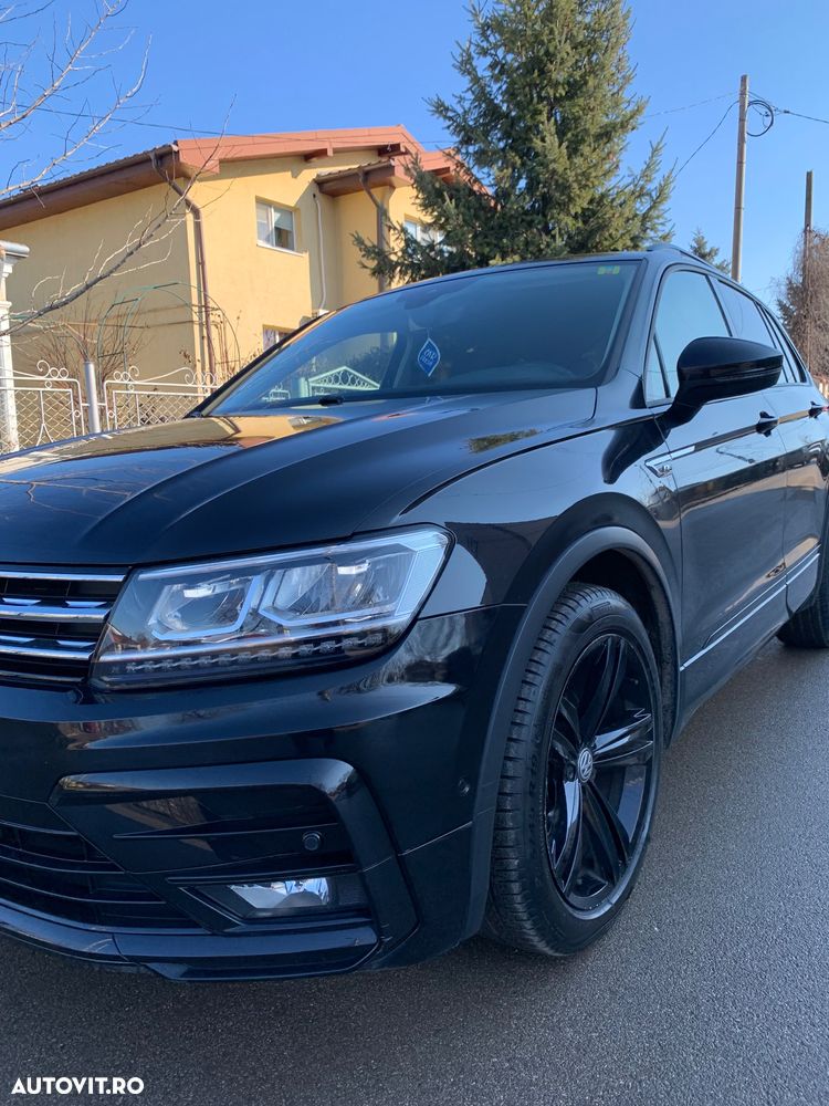 Volkswagen Tiguan - 1